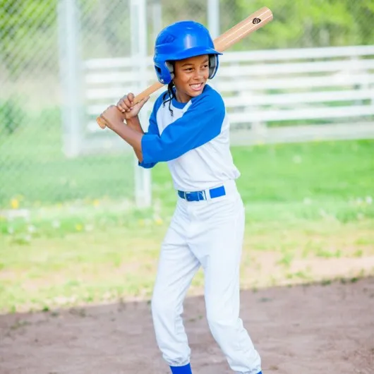 2 pcs 34" Natural Wooden Baseball Bat and 2 pcs 9" Baseball