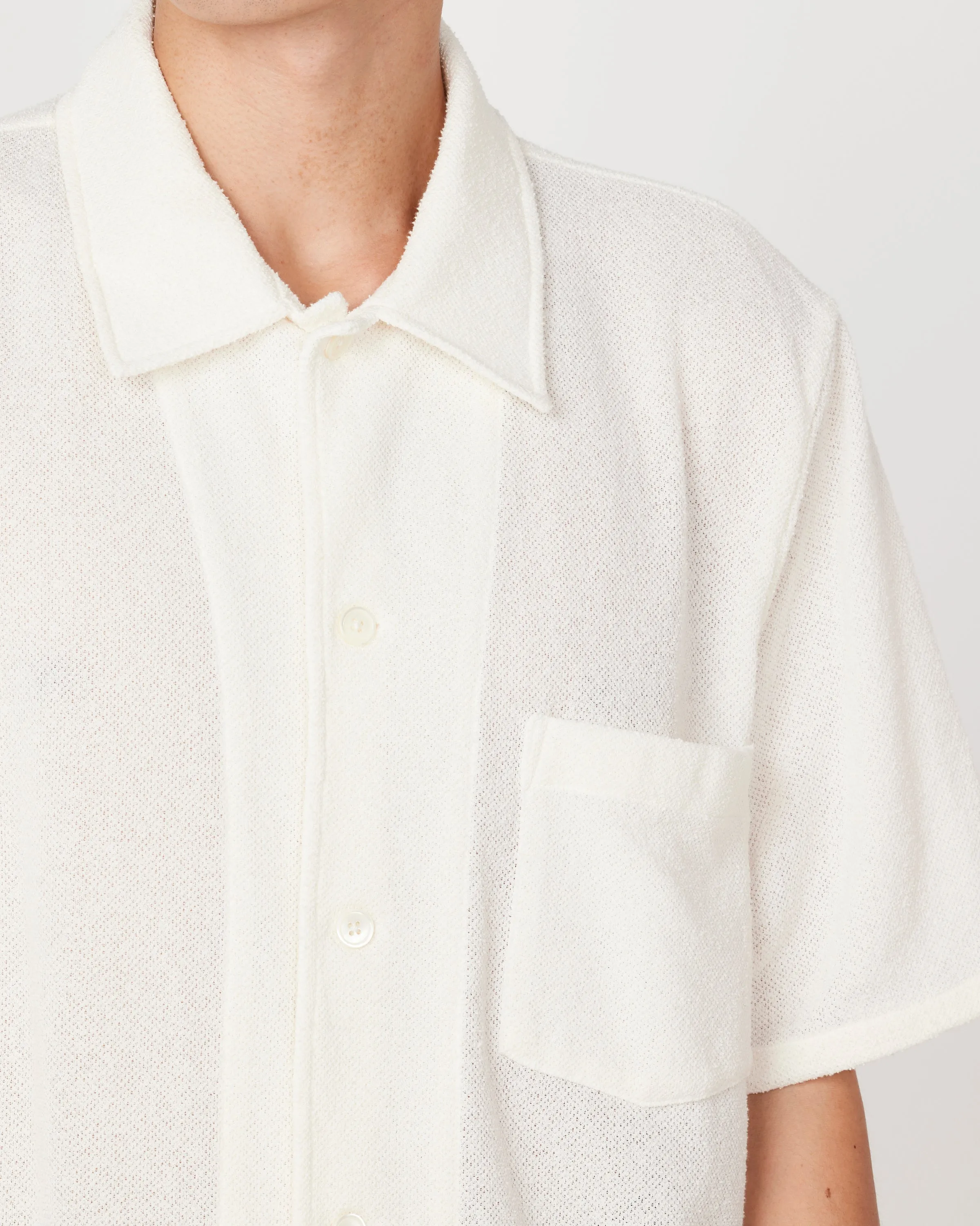 Box Short Sleeve Shirt in White Boucle